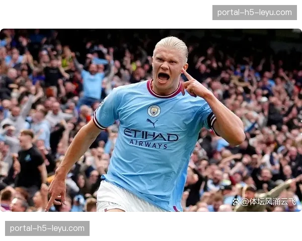 特写镜头：比赛第85分钟，哈兰德在对方禁区内反复进行冲刺与急停，拉扯防线